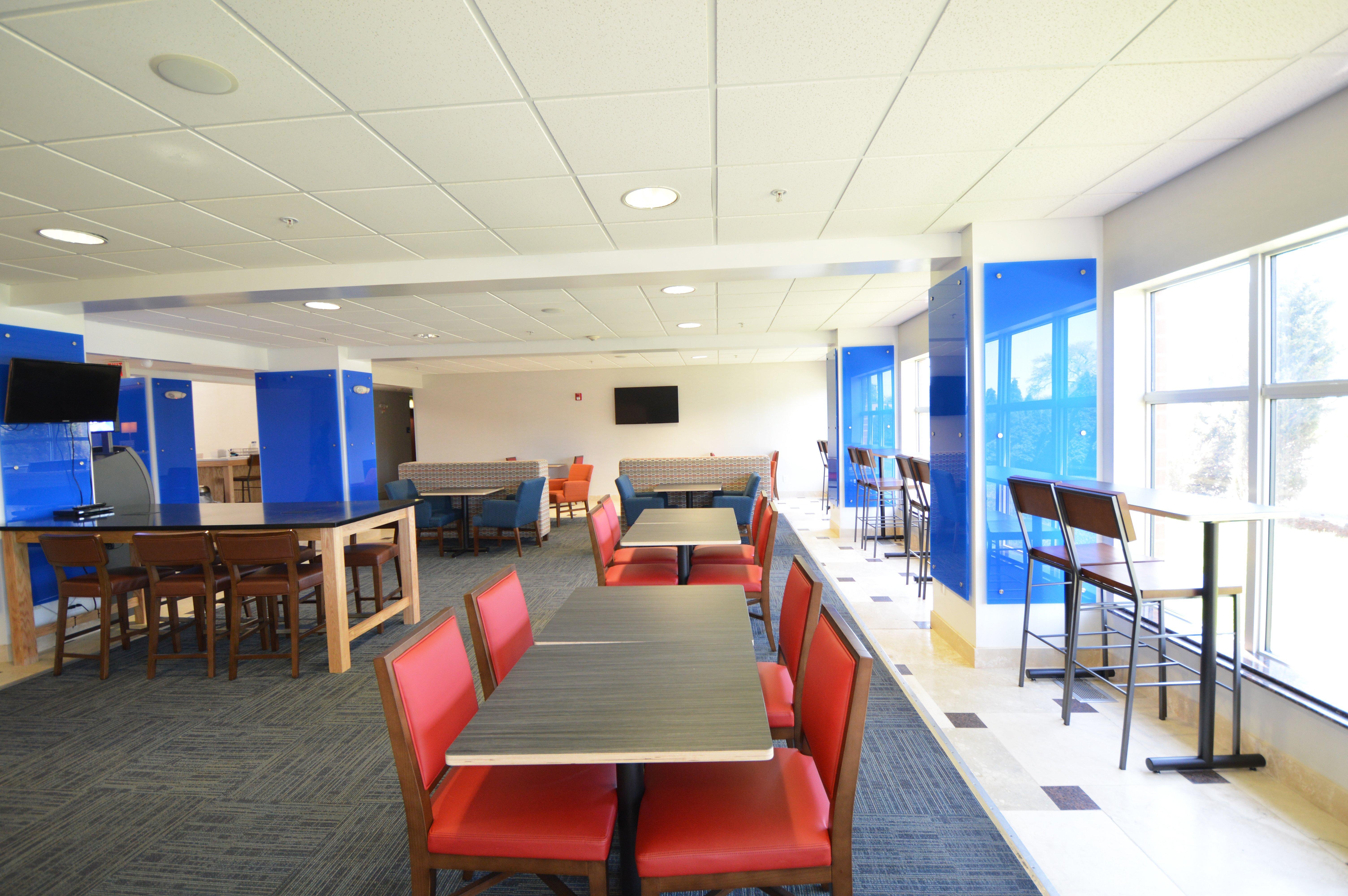 Holiday Inn Express Toledo-Oregon By Ihg Exterior photo