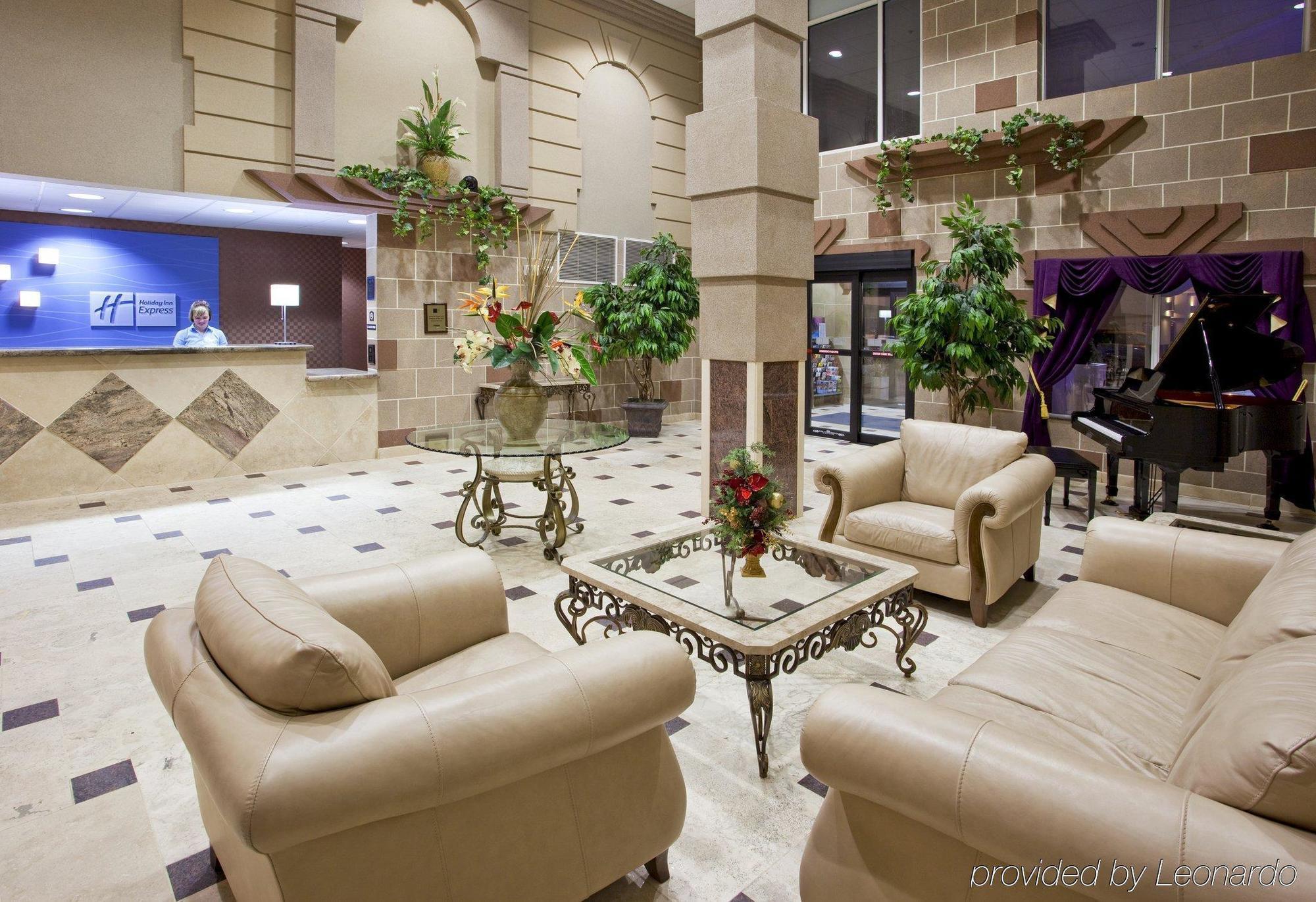 Holiday Inn Express Toledo-Oregon By Ihg Exterior photo